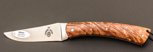 Screenshot 2026-02-11 at 13-58-35 Couteau régional pliant le Camembert Olivier - Couteau VIALIS -